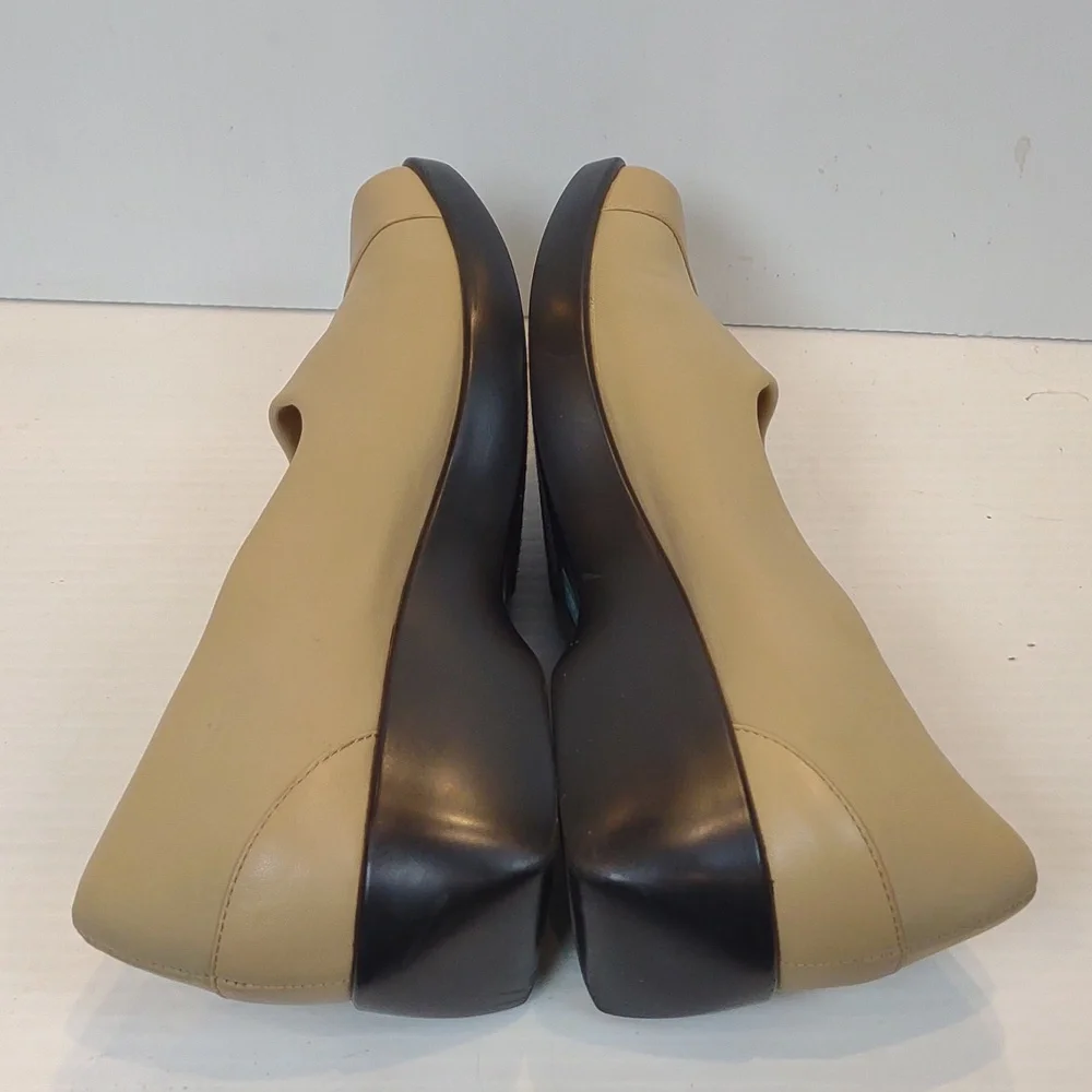Easy Spirit Englewoodt Slip On Tan Leather/ Soft Microfiber Loafer Wedges